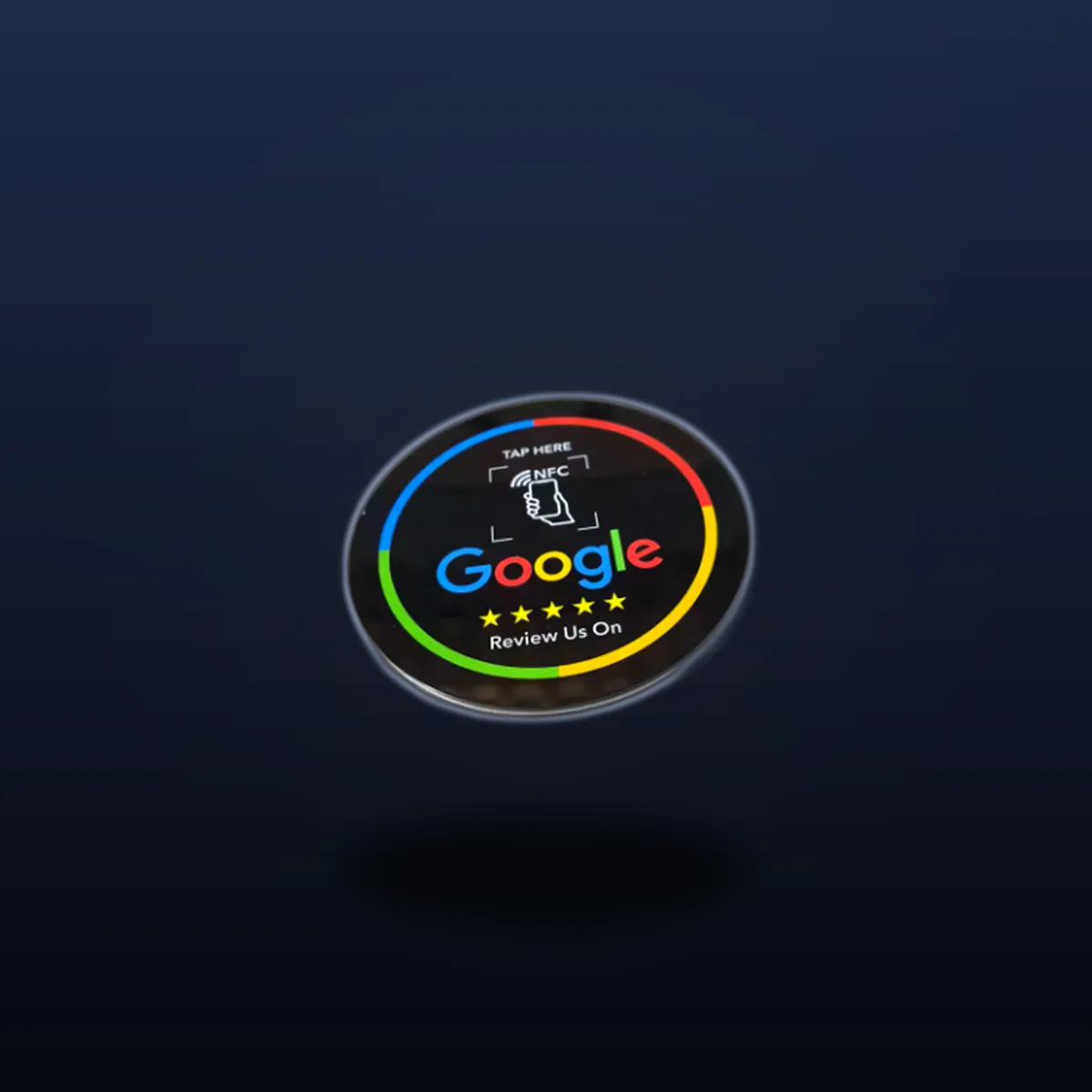 Círculo adhesivo negro TapStars con icono NFC y logo de Google